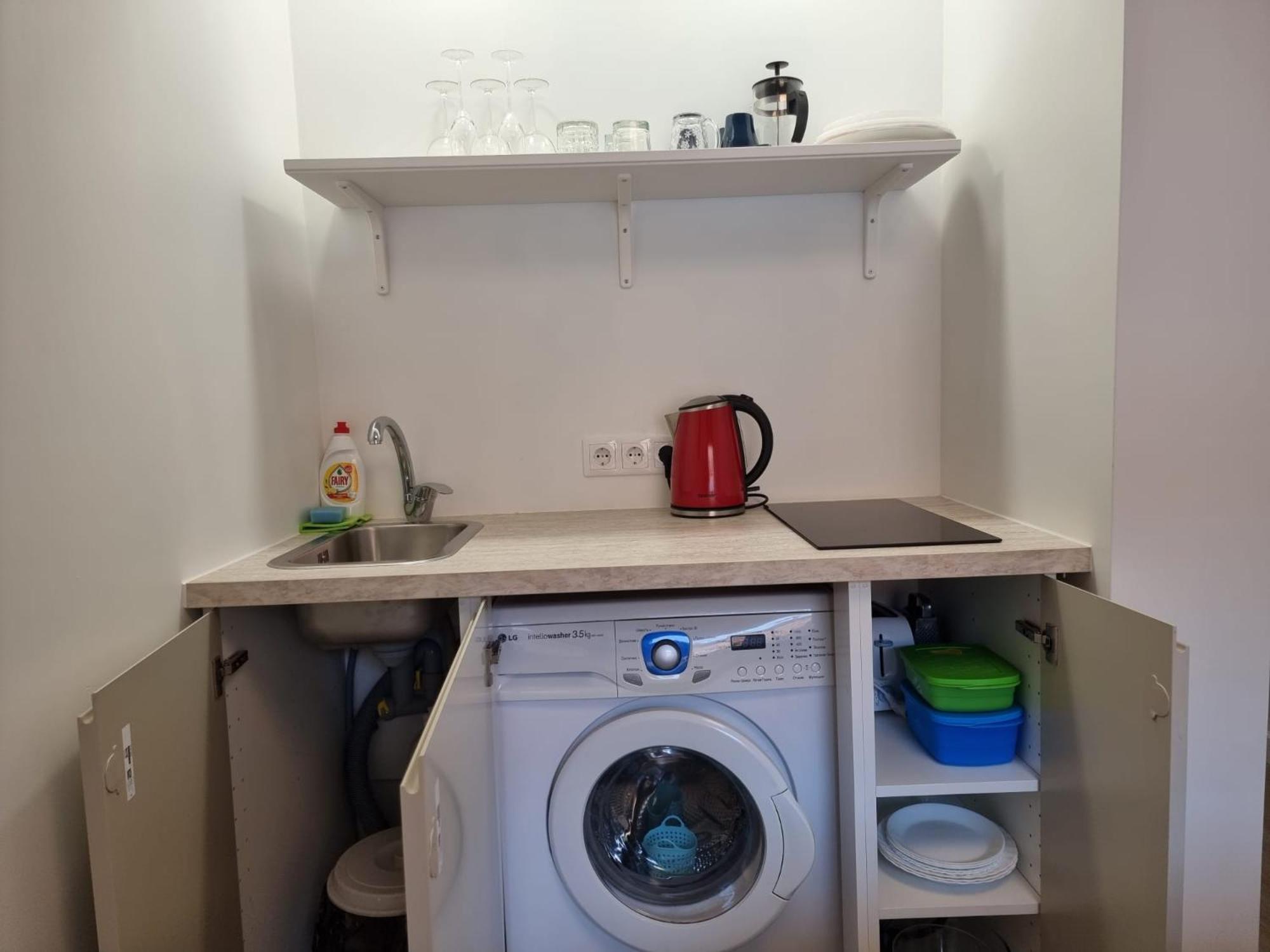City Inn Riga Apartment, New Renovated In Quiet Center With Balcony With Parking Экстерьер фото